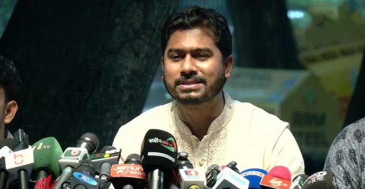 এনসিপির নিবন্ধনই নেই, বড় দল হিসেবে কীভাবে ডাকে সরকার: প্রশ্ন নুরের
